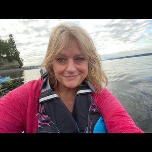 Meet your Posher, Dayna